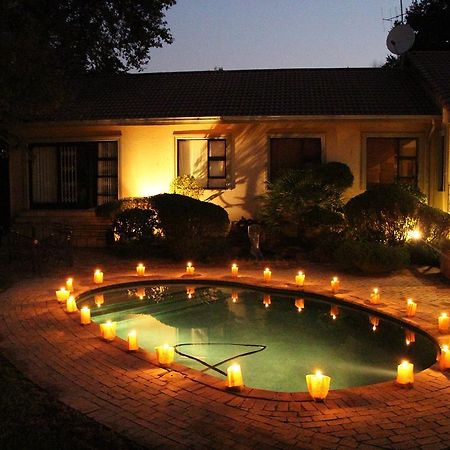 A Hundred Thousand Welcomes B&B Sandton Exterior foto